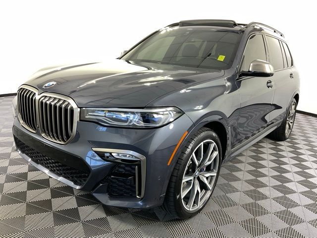 2021 BMW X7 M50i