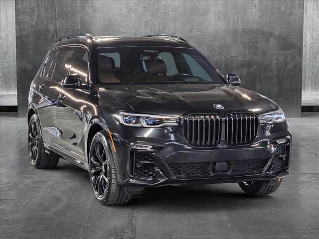 2021 BMW X7 M50i