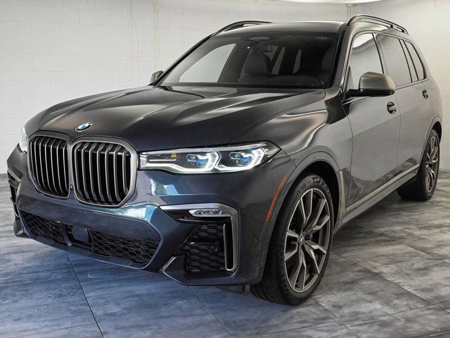 2021 BMW X7 M50i