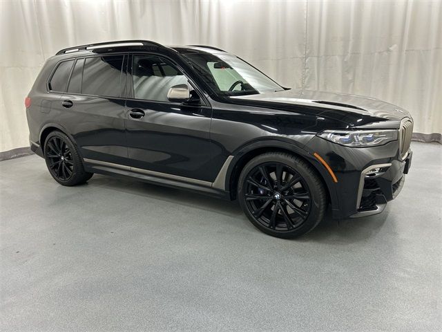 2021 BMW X7 M50i