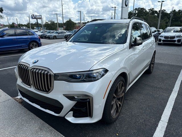 2021 BMW X7 M50i