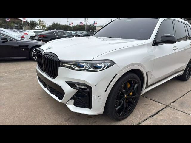 2021 BMW X7 M50i