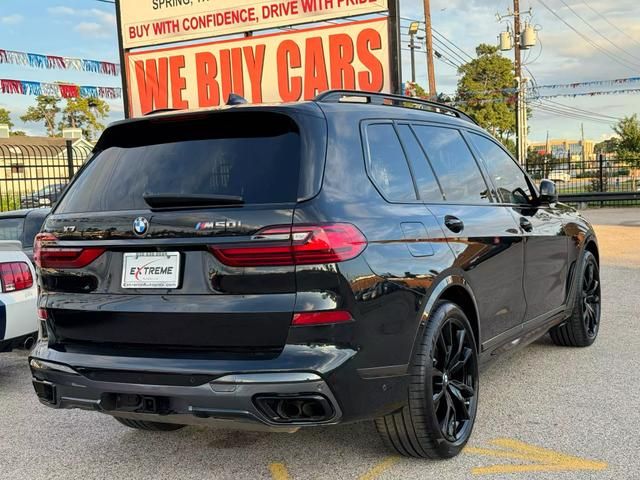 2021 BMW X7 M50i