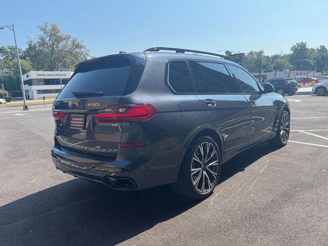 2021 BMW X7 M50i