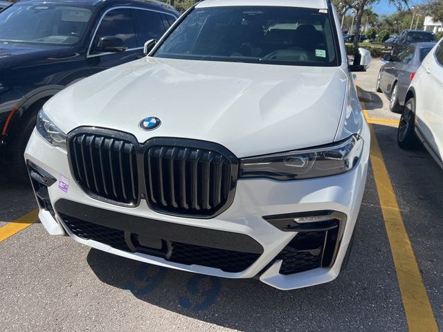 2021 BMW X7 xDrive40i