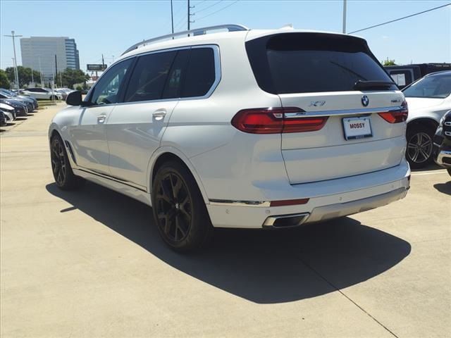 2021 BMW X7 xDrive40i