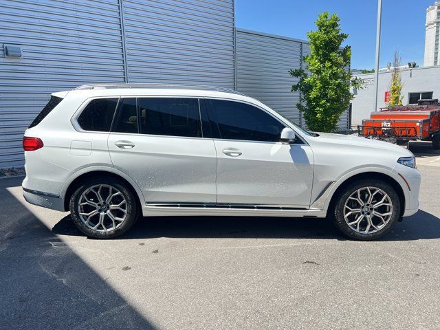 2021 BMW X7 xDrive40i