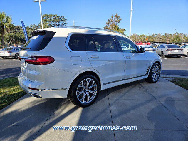 2021 BMW X7 xDrive40i