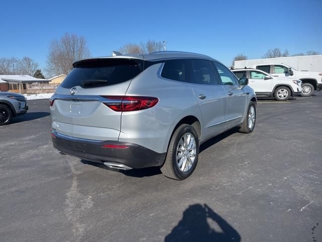 2021 Buick Enclave Essence