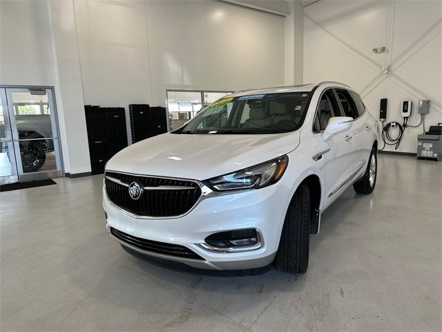 2021 Buick Enclave Essence