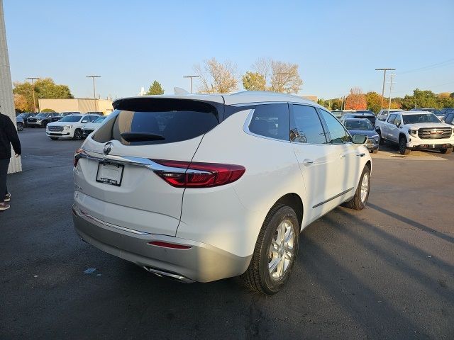 2021 Buick Enclave Essence