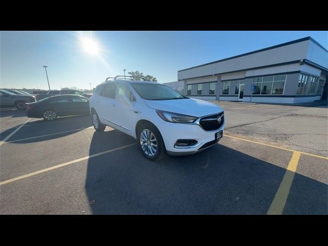 2021 Buick Enclave Essence