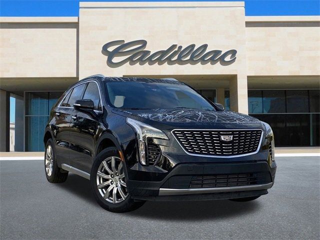 2021 Cadillac XT4 Premium Luxury