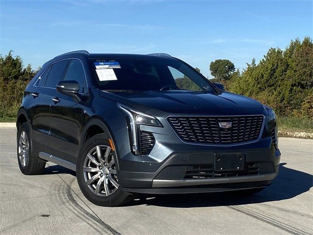 2021 Cadillac XT4 Premium Luxury