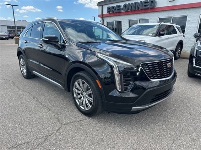 2021 Cadillac XT4 Premium Luxury