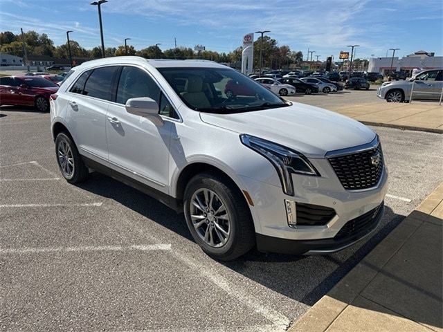 2021 Cadillac XT5 Premium Luxury