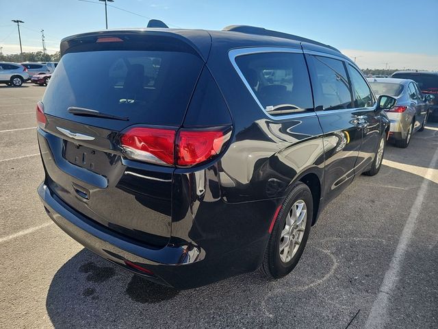 2021 Chrysler Voyager LXI