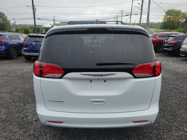 2021 Chrysler Voyager LXI