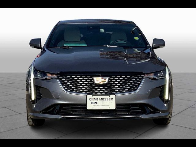 2021 Cadillac CT4 Luxury