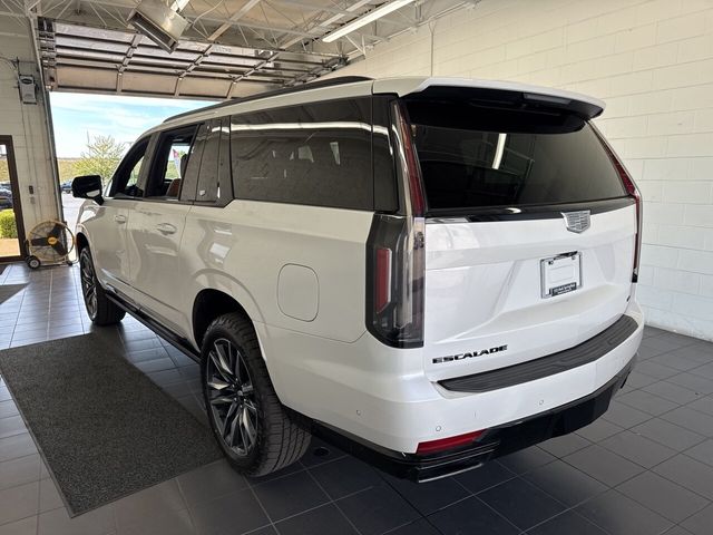 2021 Cadillac Escalade ESV Sport