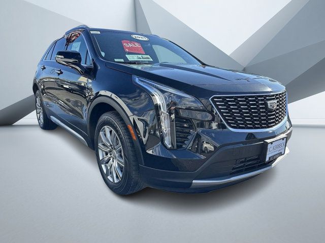 2021 Cadillac XT4 Premium Luxury