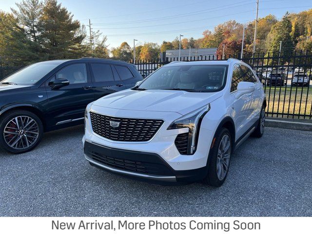 2021 Cadillac XT4 Premium Luxury