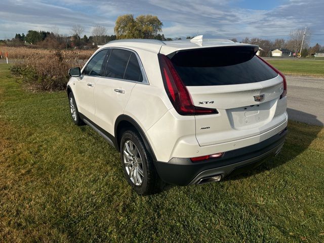 2021 Cadillac XT4 Premium Luxury