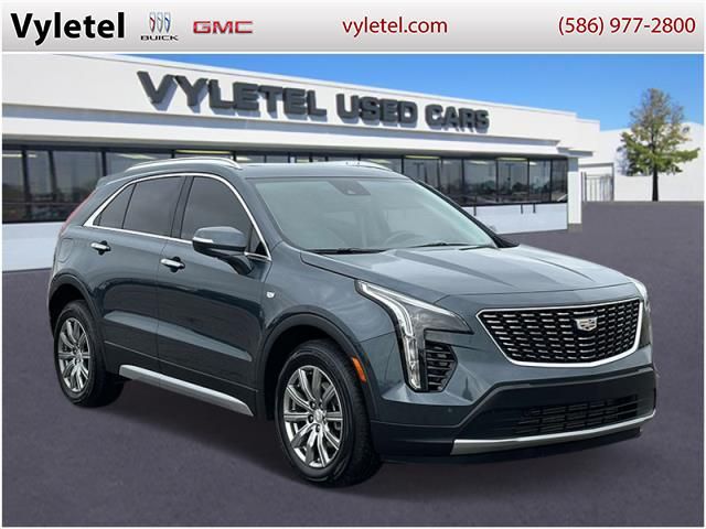 2021 Cadillac XT4 Premium Luxury