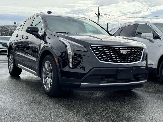 2021 Cadillac XT4 Premium Luxury