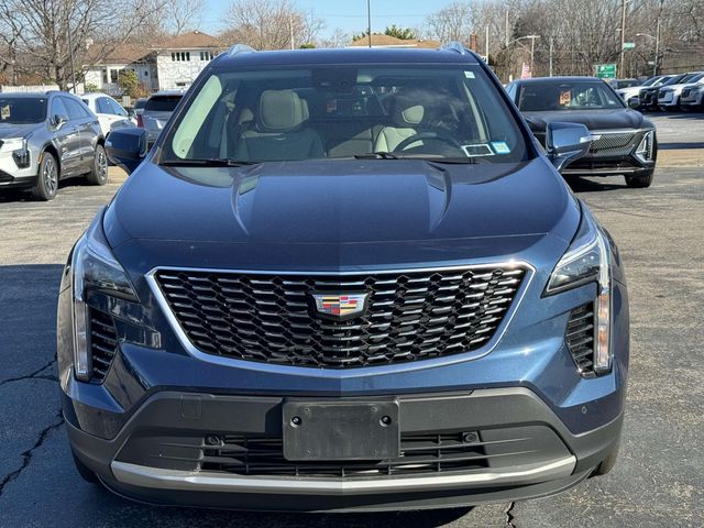 2021 Cadillac XT4 Premium Luxury