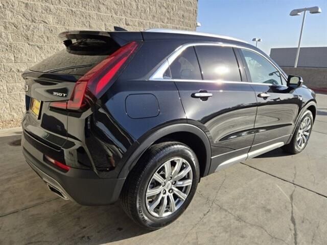 2021 Cadillac XT4 Premium Luxury