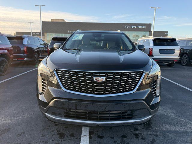2021 Cadillac XT4 Premium Luxury