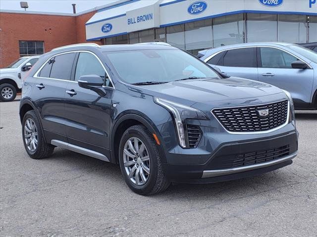 2021 Cadillac XT4 Premium Luxury