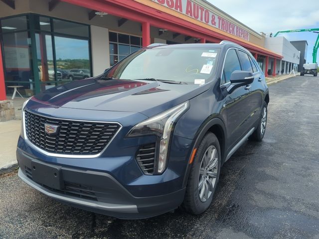 2021 Cadillac XT4 Premium Luxury