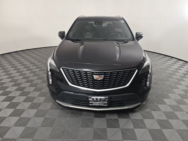 2021 Cadillac XT4 Premium Luxury