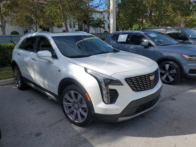 2021 Cadillac XT4 Premium Luxury