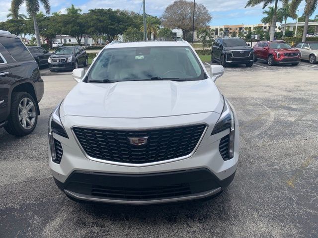 2021 Cadillac XT4 Premium Luxury