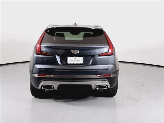 2021 Cadillac XT4 Premium Luxury