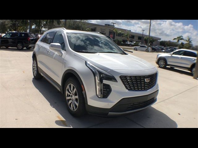 2021 Cadillac XT4 Premium Luxury