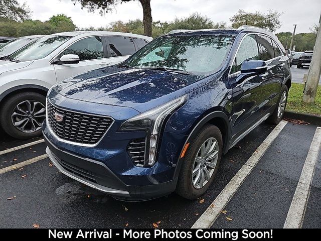 2021 Cadillac XT4 Premium Luxury