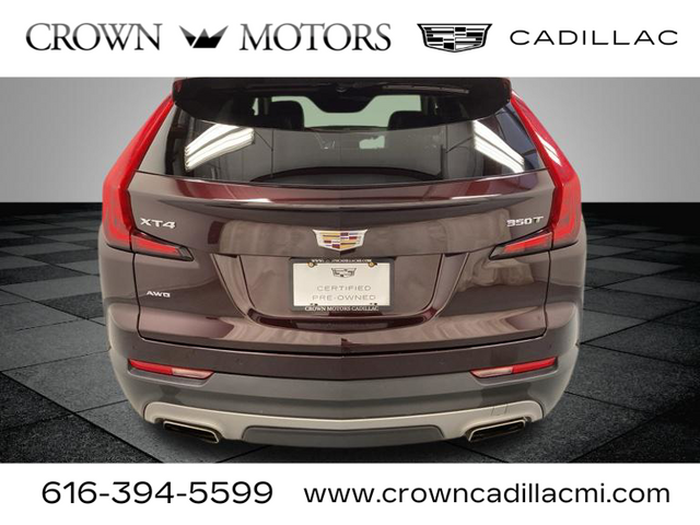 2021 Cadillac XT4 Premium Luxury