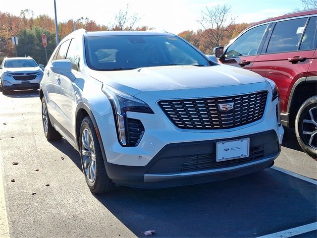 2021 Cadillac XT4 Premium Luxury