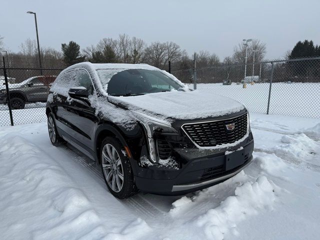 2021 Cadillac XT4 Premium Luxury