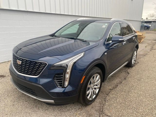 2021 Cadillac XT4 Premium Luxury