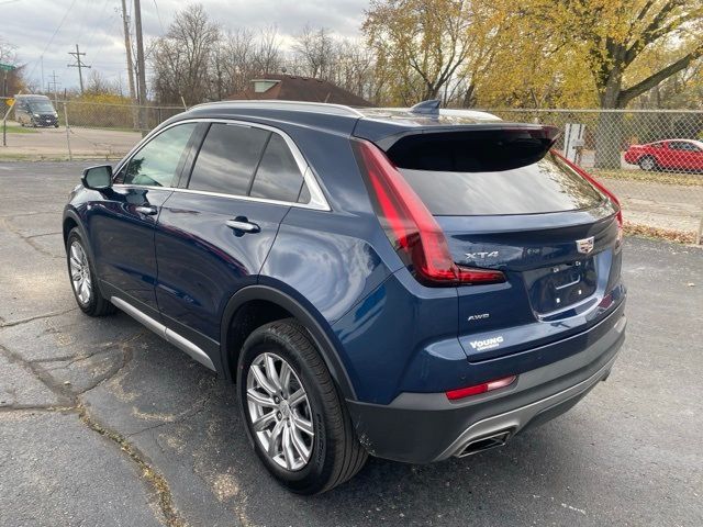 2021 Cadillac XT4 Premium Luxury