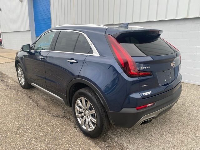 2021 Cadillac XT4 Premium Luxury