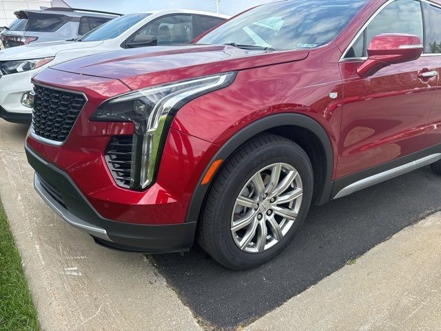 2021 Cadillac XT4 Premium Luxury