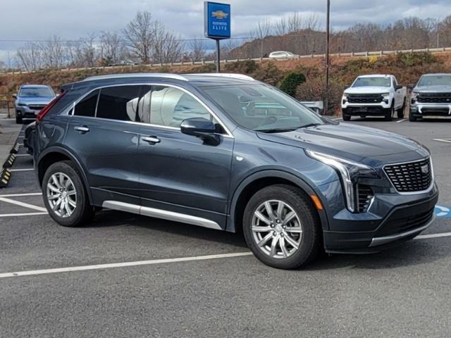 2021 Cadillac XT4 Premium Luxury