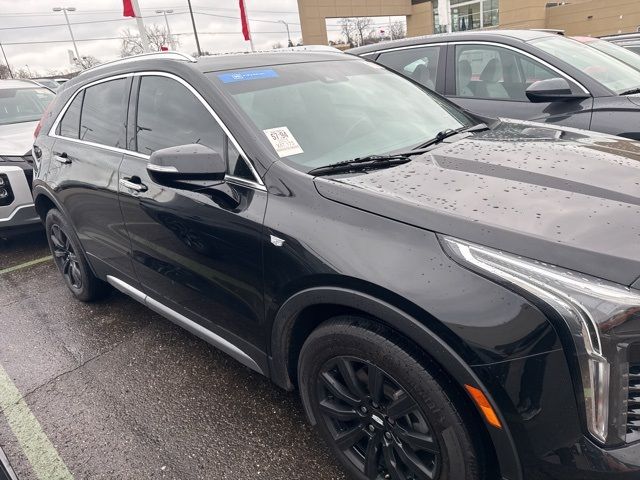 2021 Cadillac XT4 Premium Luxury