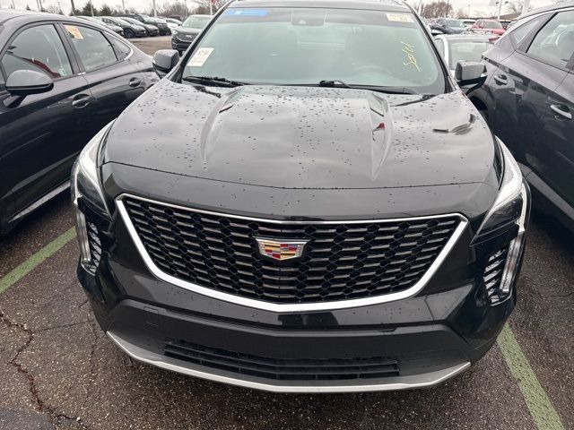 2021 Cadillac XT4 Premium Luxury